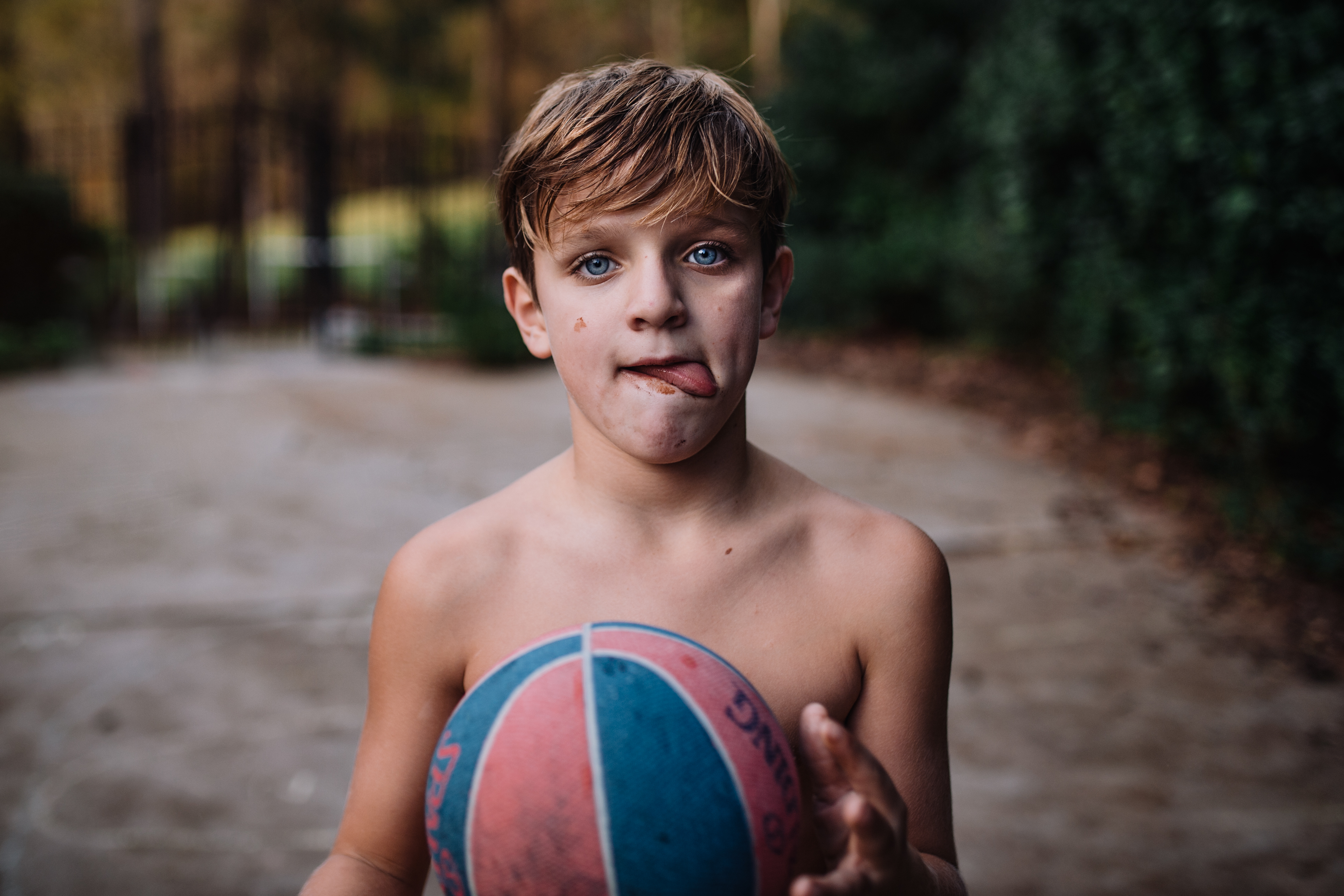 93-OwenHart-bakedbrowniesplayedbball